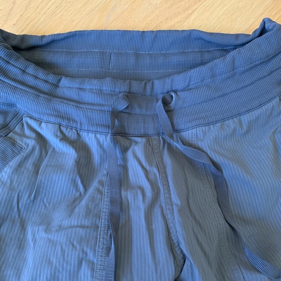 Lululemon grey/blue studio dance pant (unlined) - Picture 5 of 8